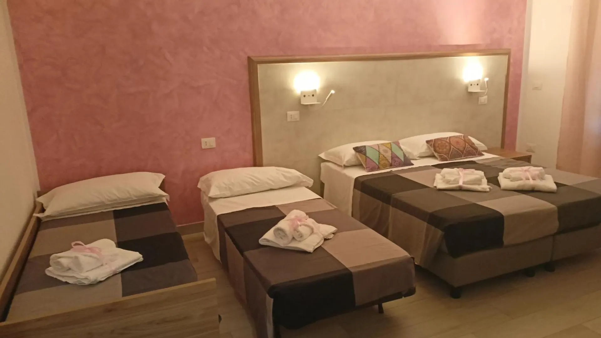 Pensjonat La Dea Rooms Ferrara Włochy